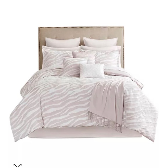 JLA HOME QUEEN COMFORTER SET - Picture 4 of 9